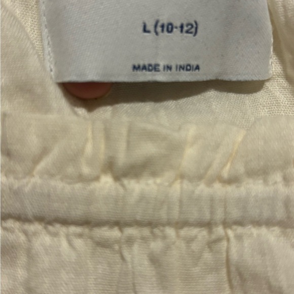 Old Navy Cream Relaxed Blouse with Smocked Neckline - Picture 2 of 2